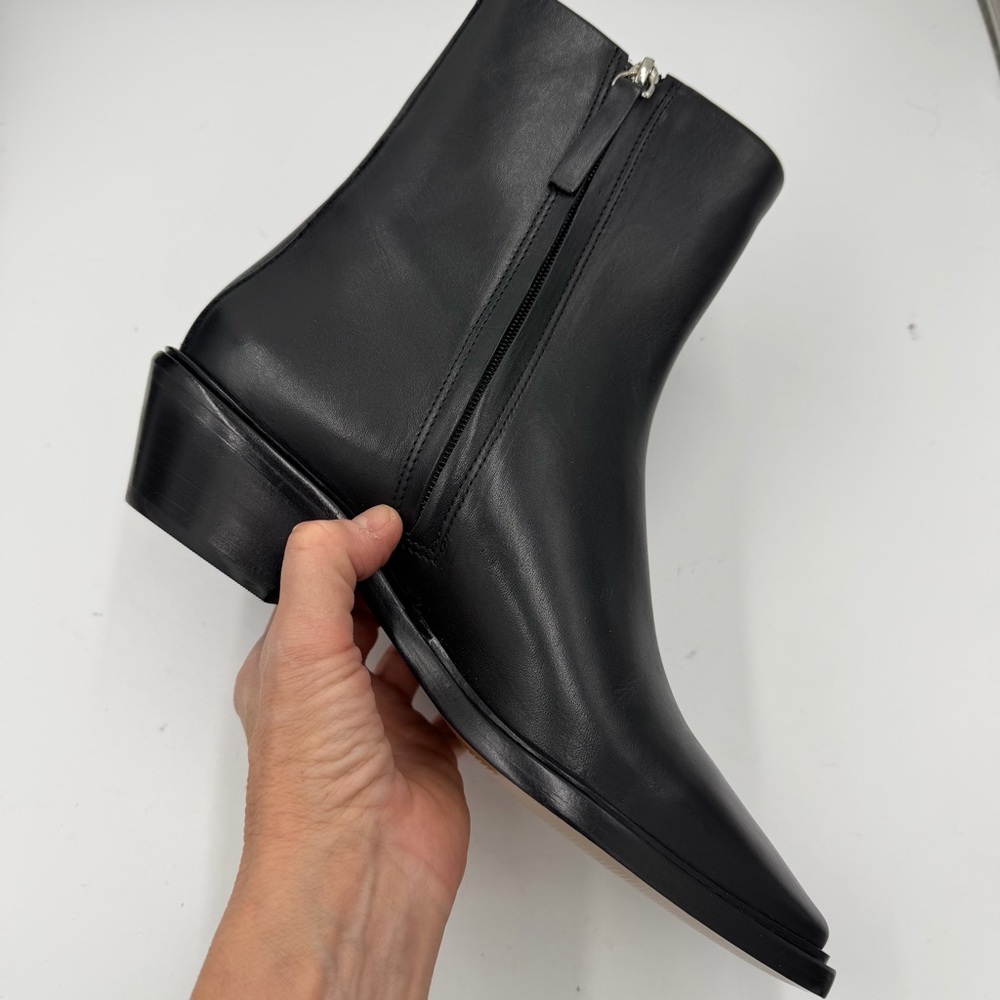 NEW Everlane Black Leather Havana Ankle Boot in Size 9.5 - Picture 9 of 13